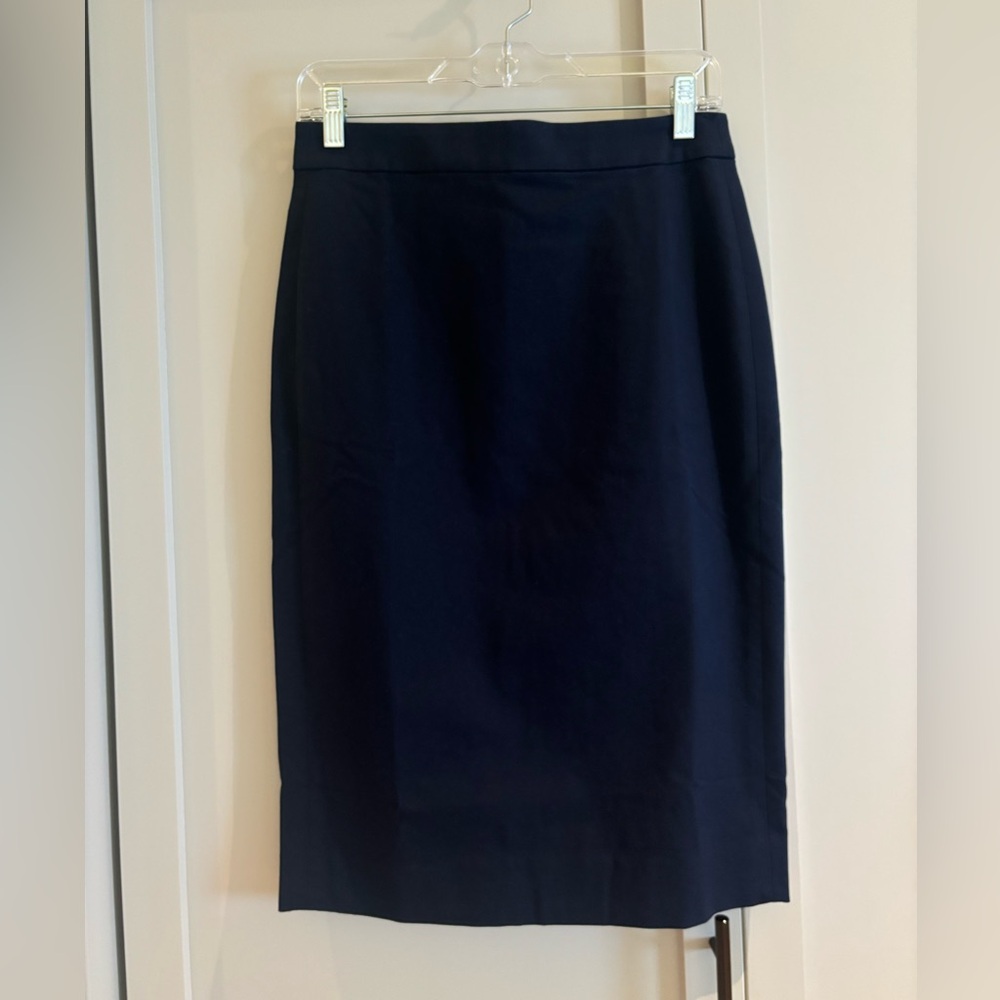 JCrew No. 3 Pencil Skirt Size 6 Petite Color Navy NWT